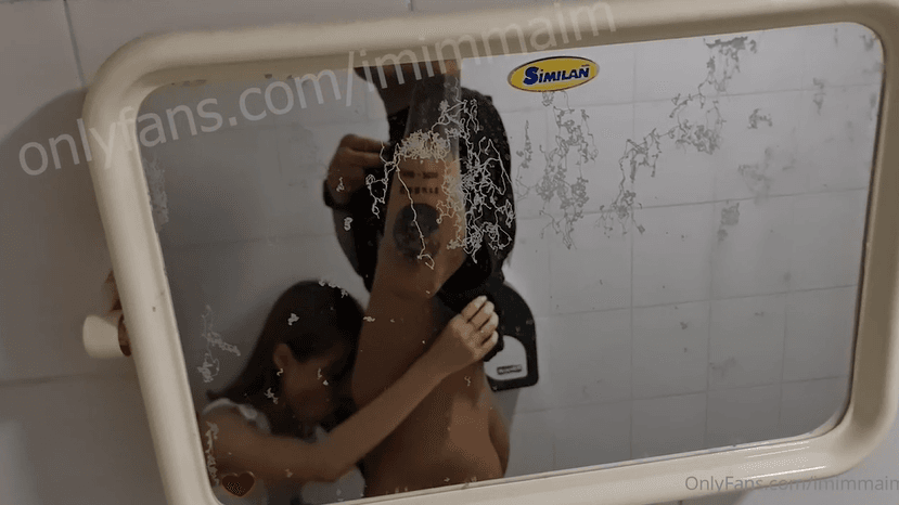 คลิปหลุด โอลี่แฟน imimmaim เมาแล้วเงี่ยนก็เย็ดกับสาวในห้องน้ำผับสะเลย
