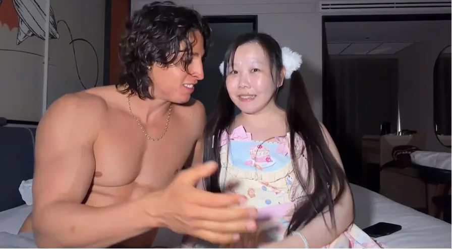 โอลี่แฟน Gattouz0 – Binglingzixuan คลิปหลุด ยูเซฟ ปะทะ สาวจีน เย็ดแหลกเย็ดจนสาวจีนร้องเสียงหลง เย็ดสดแตกในสะด้วย